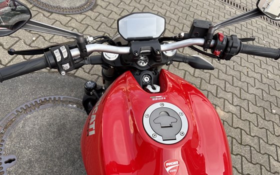 Gebrauchtmotorrad Ducati Monster 821 - Bild 3