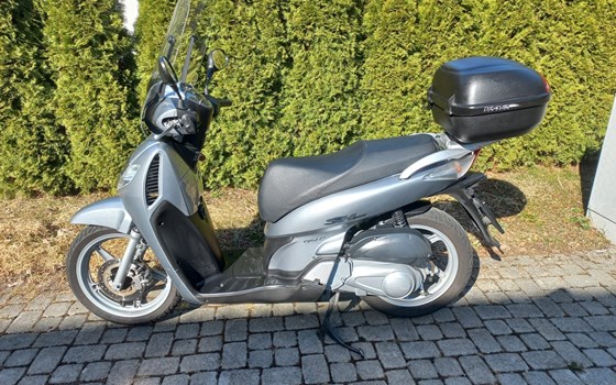 Gebrauchtmotorrad Honda SH125i - Bild 2