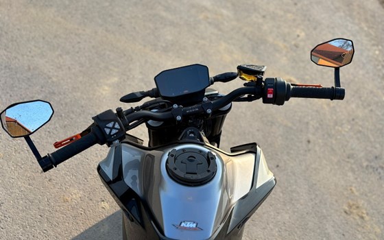 Gebrauchtmotorrad KTM 790 Duke - Bild 3