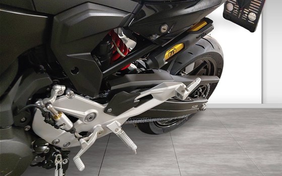 Gebrauchtmotorrad BMW F 900 R - Bild 11