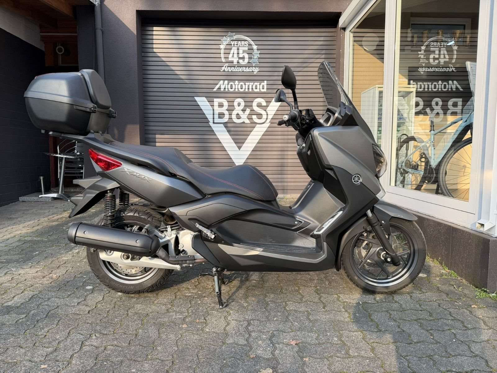 Yamaha XMAX 125