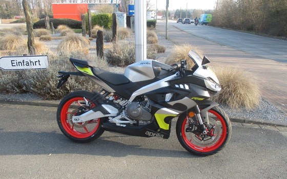 Neufahrzeug Aprilia RS 457 - Bild 2