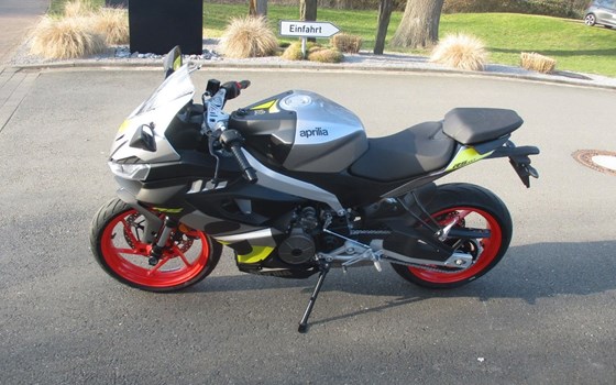 Neufahrzeug Aprilia RS 457 - Bild 6