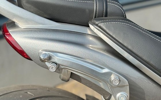 Gebrauchtmotorrad Triumph Rocket 3 GT - Bild 12