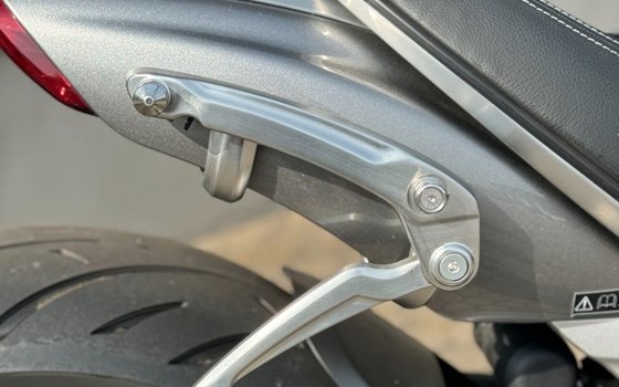 Gebrauchtmotorrad Triumph Rocket 3 GT - Bild 13