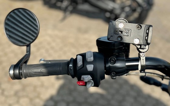 Gebrauchtmotorrad Triumph Rocket 3 GT - Bild 9