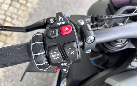 Gebrauchtmotorrad BMW M 1000 R - Bild 10