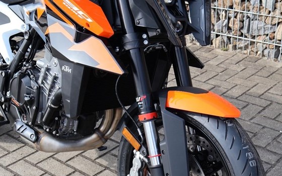 Neufahrzeug KTM 990 Duke - Bild 14