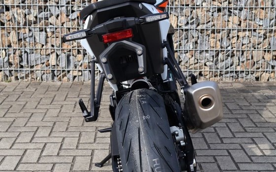 Neufahrzeug KTM 990 Duke - Bild 6