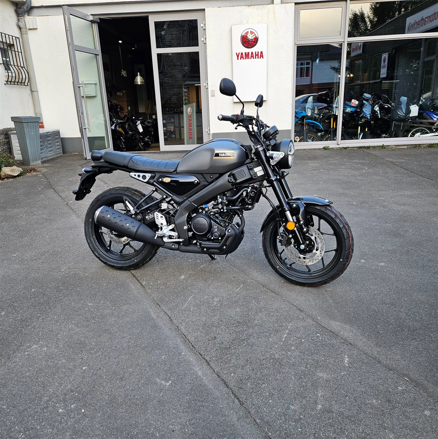 Yamaha XSR125