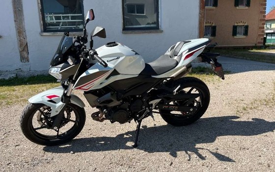 Gebrauchtmotorrad Kawasaki Z 400 - Bild 1