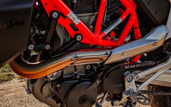 Gebrauchtmotorrad KTM 690 SMC R - Bild 10