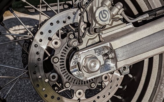 Gebrauchtmotorrad KTM 690 SMC R - Bild 6