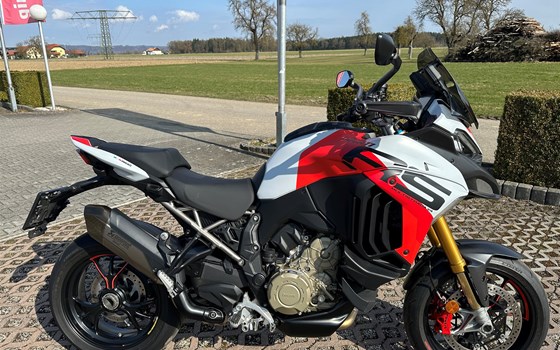 Gebrauchtmotorrad Ducati Multistrada V4 RS - Bild 1