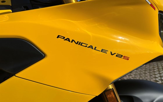 Neufahrzeug Ducati Panigale V2 S - Bild 6