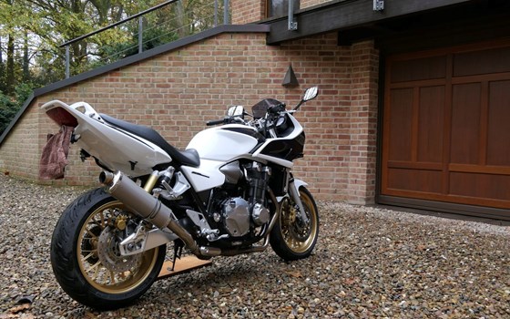 Gebrauchtmotorrad Honda CB 1300 - Bild 2