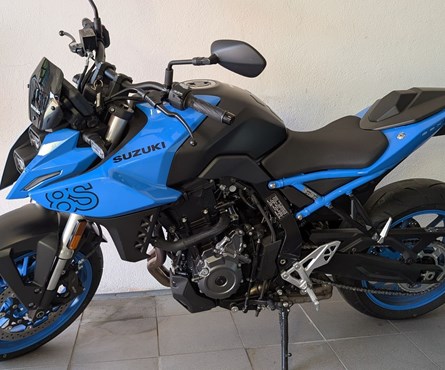 Gebrauchtmotorrad Suzuki GSX-8S