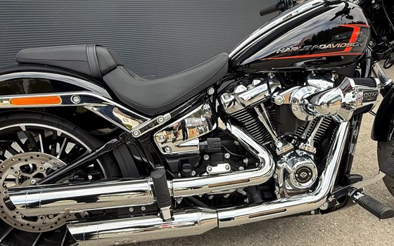 Gebrauchtmotorrad Harley-Davidson Softail Breakout FXBR - Bild 9