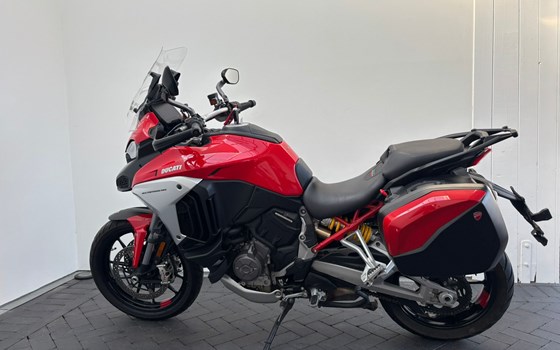 Gebrauchtmotorrad Ducati Multistrada V4 S - Bild 3