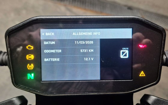 Gebrauchtmotorrad KTM 790 Duke L - Bild 10