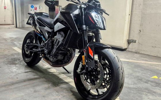 Gebrauchtmotorrad KTM 790 Duke L - Bild 6