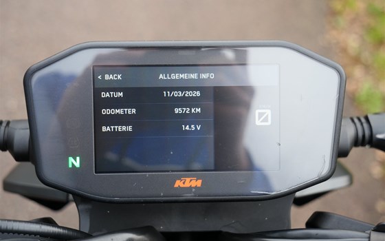 Gebrauchtmotorrad KTM 890 Duke - Bild 11