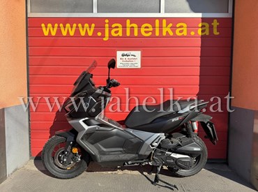 Voge SR1 ADV 125 ABS TCS