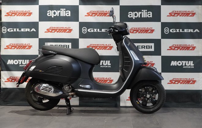 Vespa GTS 300 hpe Super Tech