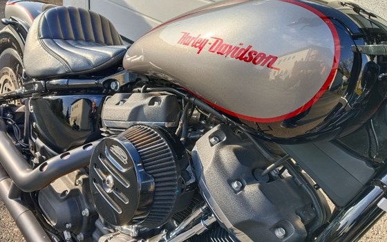 Gebrauchtmotorrad Harley-Davidson Dyna Street Bob FXDB - Bild 1