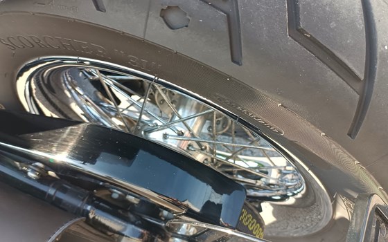 Gebrauchtmotorrad Harley-Davidson Dyna Street Bob FXDB - Bild 14