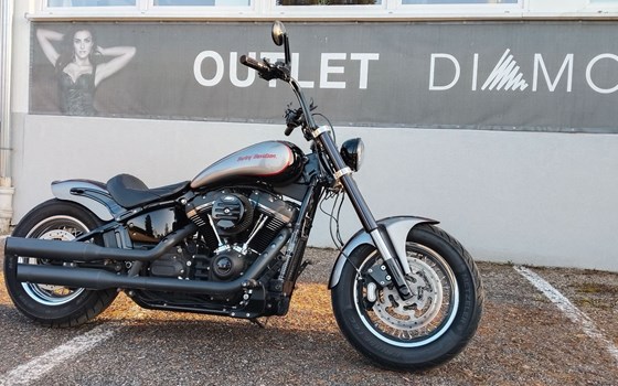 Gebrauchtmotorrad Harley-Davidson Dyna Street Bob FXDB - Bild 2