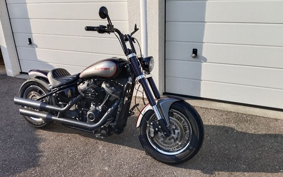 Gebrauchtmotorrad Harley-Davidson Dyna Street Bob FXDB - Bild 7