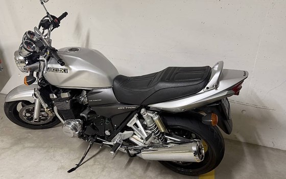 Motorrad Occasion Suzuki GSX 1400 - Bild 4