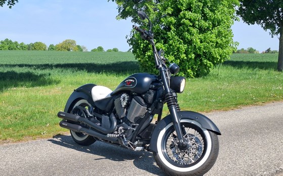 Gebrauchtmotorrad Victory High-Ball - Bild 1