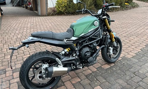 Benelli Leoncino 800