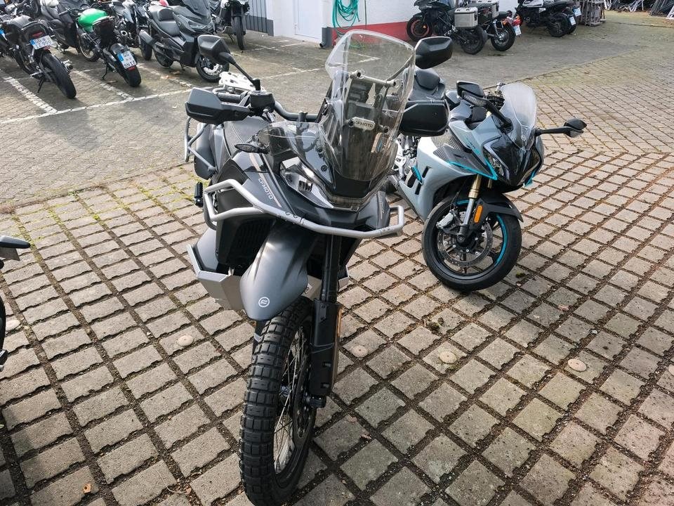 Angebot CFMOTO 800MT-X