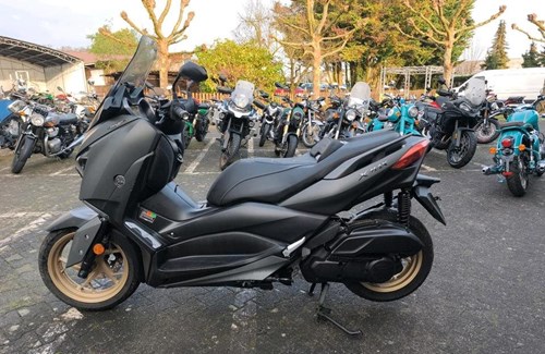 Gebrauchtmotorrad Yamaha XMAX 125 Tech MAX