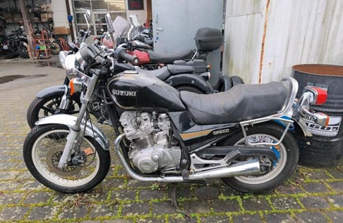 Gebrauchtmotorrad Suzuki GR 650 Tempter