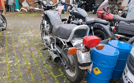 Gebrauchtmotorrad Suzuki GR 650 Tempter - Bild 5