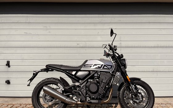 Gebrauchtmotorrad Brixton Crossfire 500 X - Bild 2