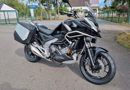 Neumotorrad Honda NC750X DCT