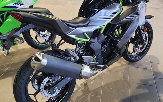 Neufahrzeug Kawasaki Ninja 125 - Bild 11