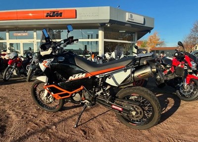 GEBRAUCHTFAHRZEUG KTM 950 Adventure