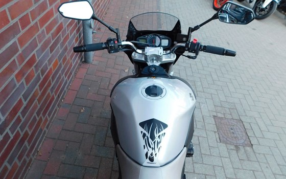 Gebrauchtmotorrad Suzuki GSR 600 - Bild 11