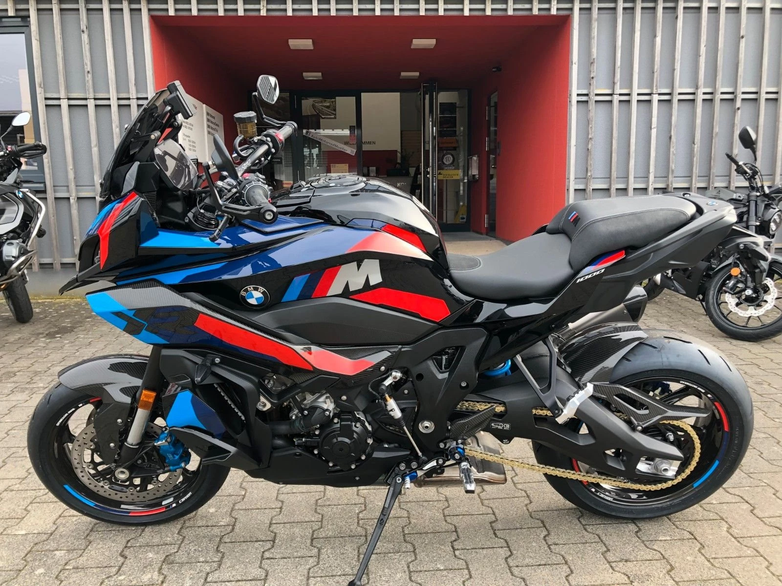 BMW M 1000 XR