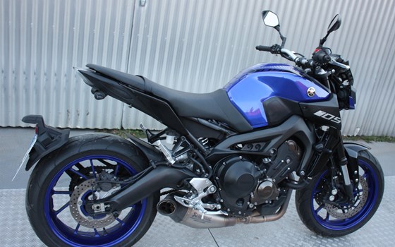 Gebrauchtmotorrad Yamaha MT-09 - Bild 3
