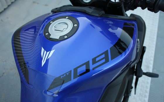 Gebrauchtmotorrad Yamaha MT-09 - Bild 5