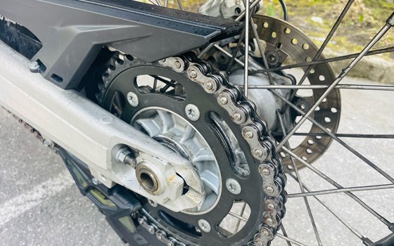 Gebrauchtmotorrad KTM 690 Enduro R - Bild 10