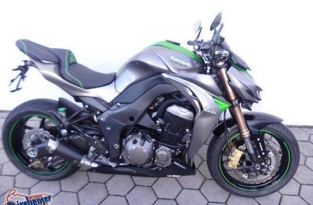 Kawasaki Z1000