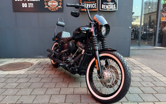 Gebrauchtmotorrad Harley-Davidson Softail Street Bob FXBB - Bild 1
